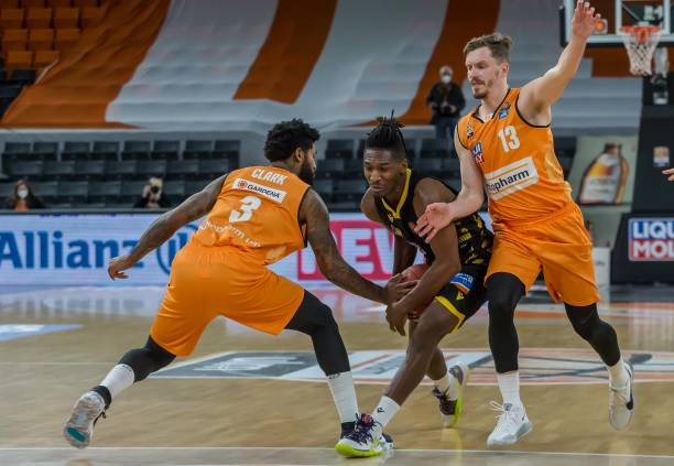 后突然吊直 后突然吊直