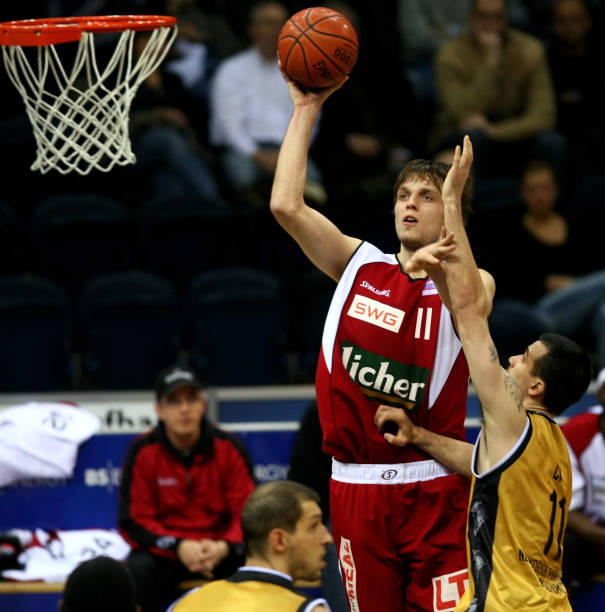 表现来看 表现来看